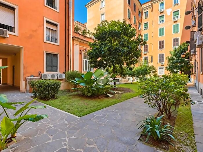 Appartamento bilocale in vendita in Via Amerigo Vespucci, Roma