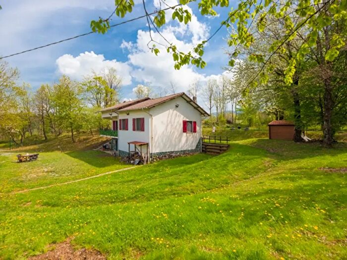 Casa con 6 locali in vendita in Località Coletto, Sassello