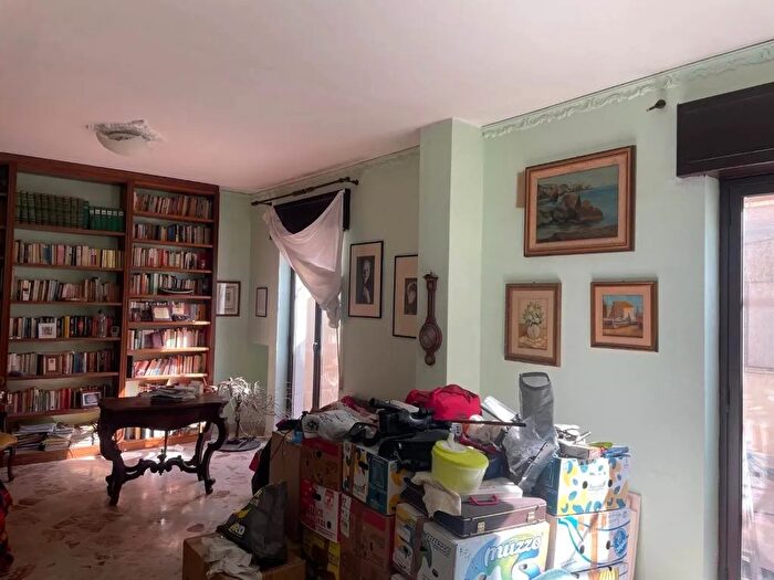 Appartamento con 5 locali in vendita in Siracusa