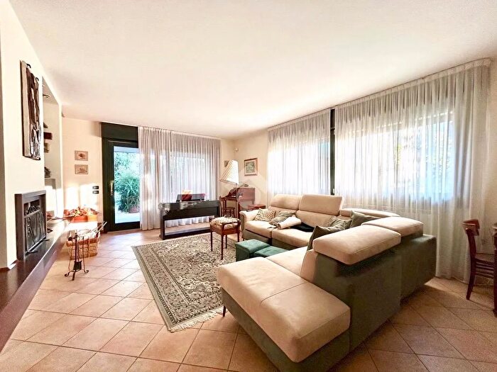 Casa con 5 locali in vendita in Via Roncon, Albignasego