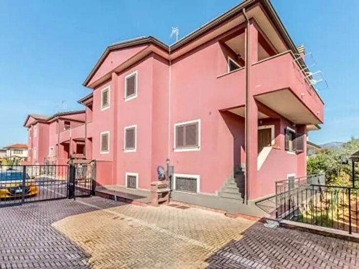Casa con 5 locali in vendita in Via dell'Irto, Sermoneta