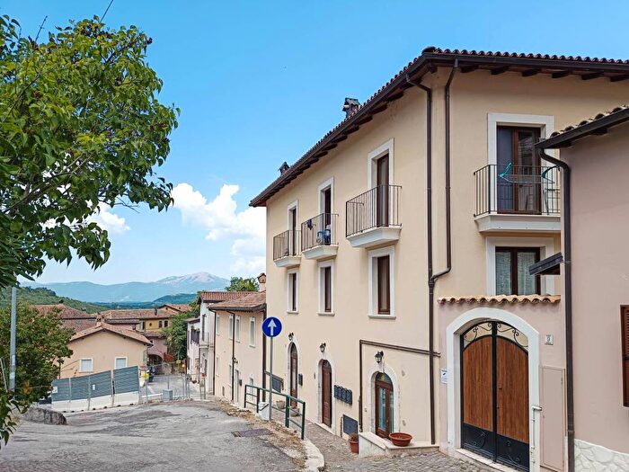 Appartamento bilocale in affitto in Via Borgo Rivera, Duomo Fontana Luminosa, L'Aquila