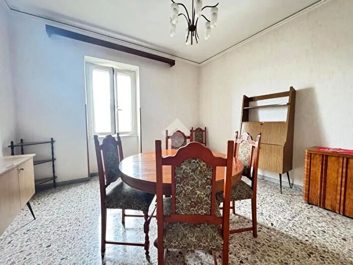 Appartamento trilocale in vendita in Via Petrella, Tuscania