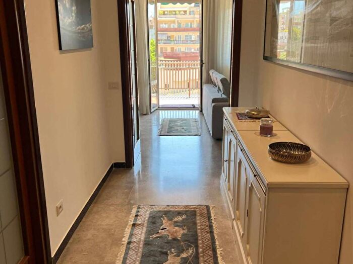 Appartamento trilocale in affitto in Via Ettore Mambretti, Vigna Clara Vigna Stelluti, Roma