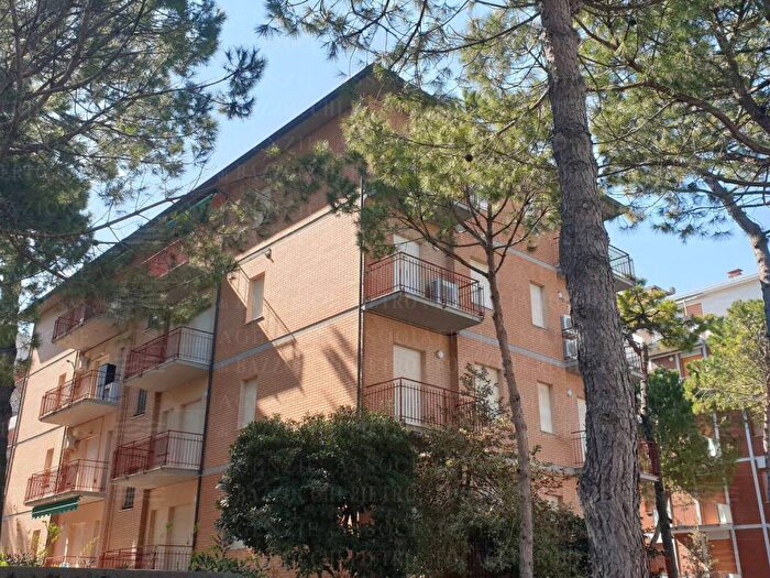 Appartamento trilocale in affitto in Via Traversa Pineta, Milano Marittima, Cervia