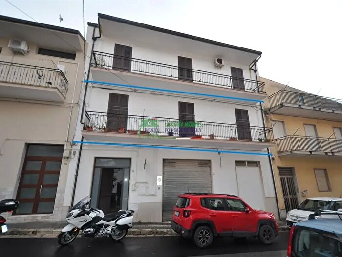 Appartamento con 5 locali in vendita in Via Sardegna, Ragusa