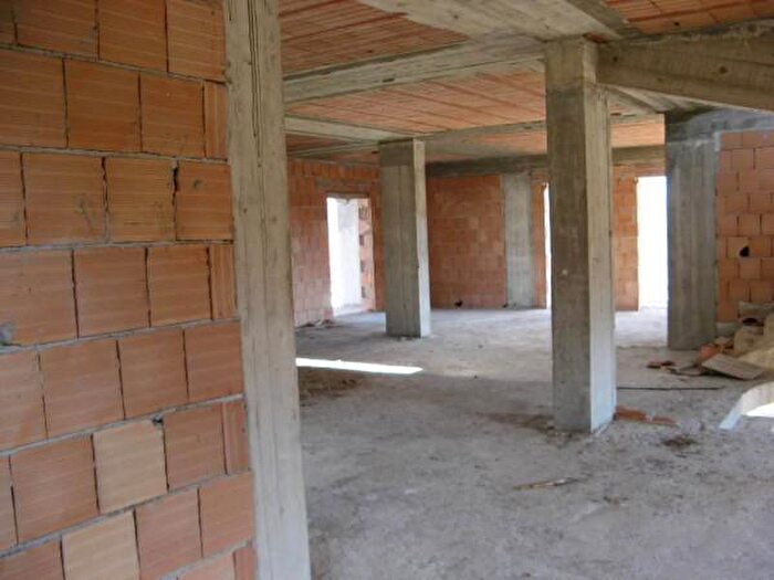 Casa monolocale in vendita in Via Grazia Deledda, Mendicino