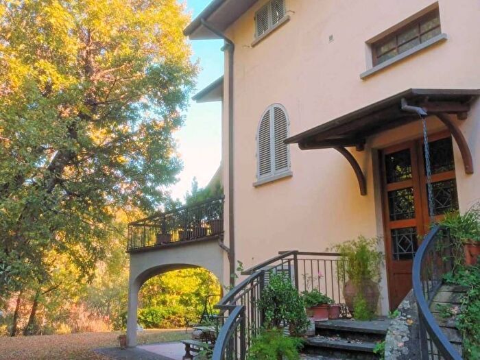 Appartamento con 6 locali in affitto in Santa Firmina, Arezzo