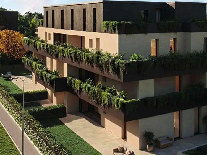 Appartamento quadrilocale in vendita in Via Gianbattisti Vico, Rimini