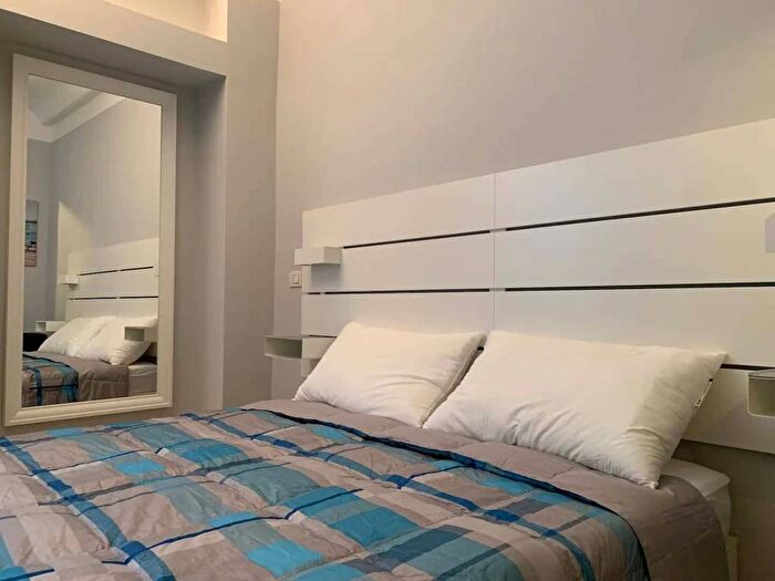 Appartamento bilocale in affitto in Via Pietro Maroncelli, Garibaldi Corso Como, Milano