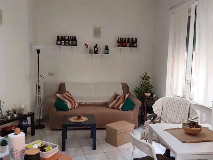 Appartamento bilocale in affitto in Viale delle Provincie, Bologna, Roma