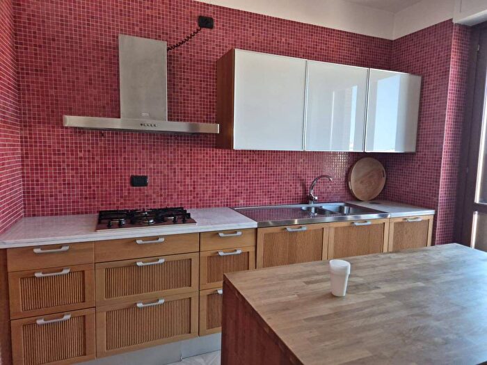 Appartamento con 5 locali in affitto in Viale Giacomo Matteotti, San Severo