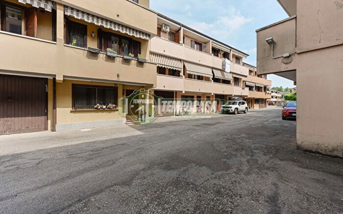 Casa quadrilocale in vendita in Liscate