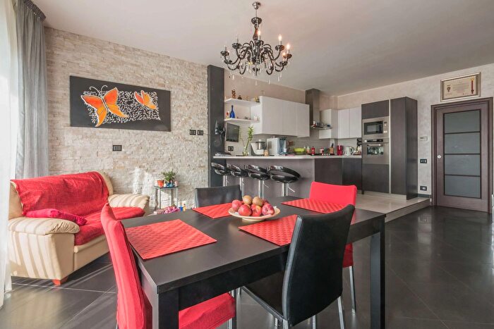 Appartamento trilocale in vendita in Via Giovanni Ansaldo, Forli