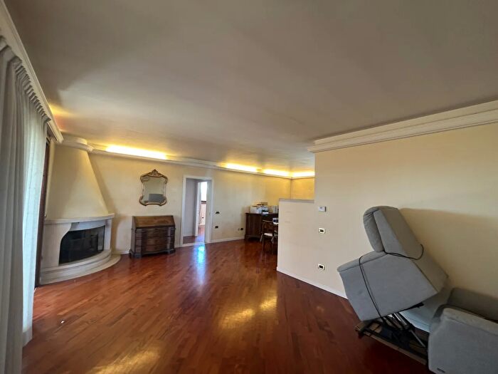 Appartamento quadrilocale in vendita in Via Genova, Villafranca Padovana