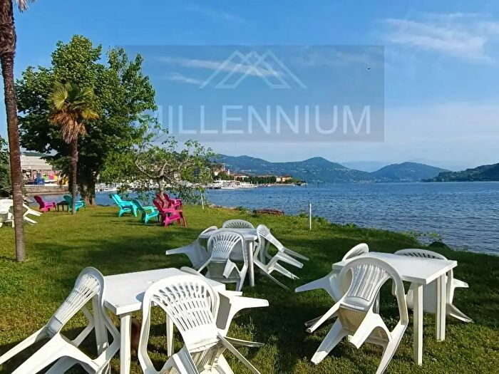 Appartamento quadrilocale in vendita in Arona