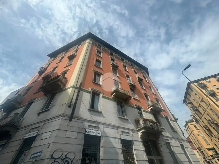 Appartamento trilocale in affitto in Via Giuditta Sidoli, Milano