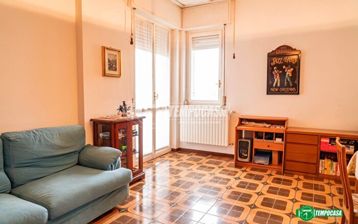 Appartamento trilocale in vendita in Via della Indipendenza, Triuggio