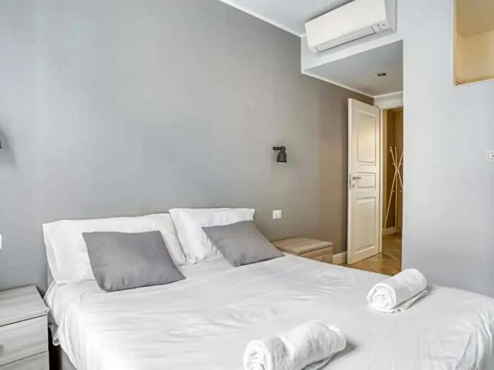 Appartamento monolocale in affitto in Via Soperga, Milano