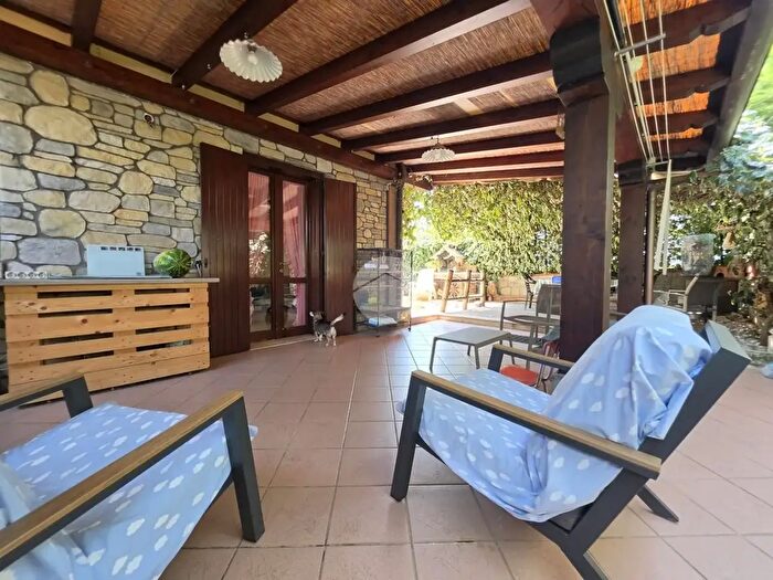 Casa quadrilocale in vendita in Via Bassi, Albinea