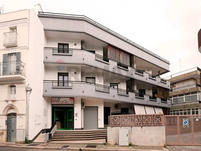 Appartamento trilocale in vendita in Via Kennedy, Bitritto