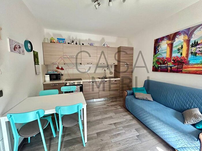 Appartamento bilocale in affitto in Hameau SignayesOssan, Centro, Aosta