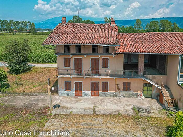 Casa con 5 locali in vendita in Albiano dIvrea, Albiano DIvrea