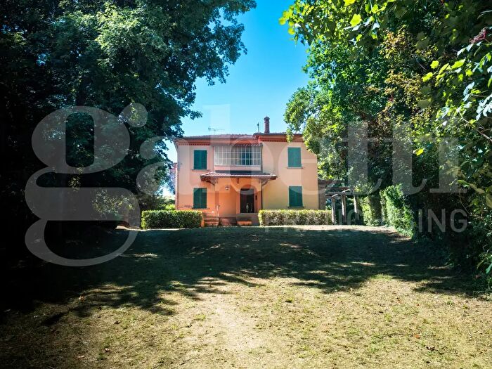 Casa con 10 locali in vendita in Via Ziribega, Valsamoggia