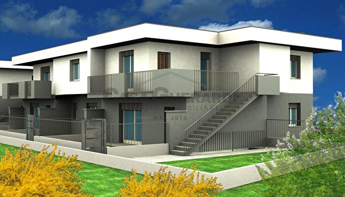 Appartamento bilocale in vendita in Via Giuseppe Garibaldi, Bonate Sotto