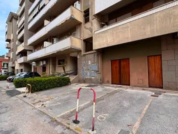 Appartamento trilocale in affitto in Via Venezia, Nettuno