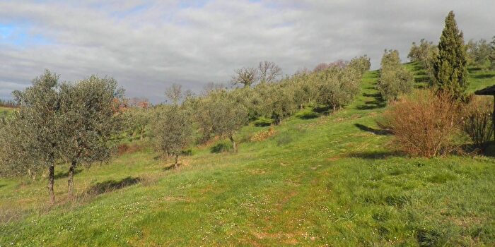 Casa in vendita in Volterra