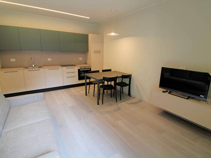 Appartamento bilocale in affitto in Viale Maggio, Santa Maria, Collegno