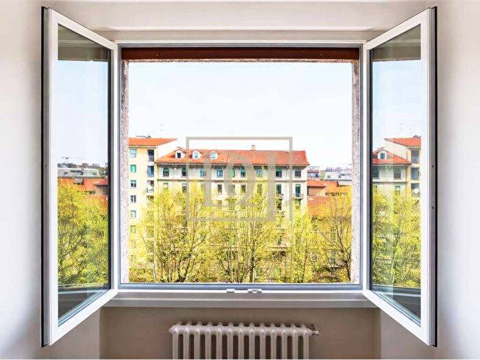 Appartamento trilocale in affitto in Viale Certosa, Portello Parco Vittoria, Milano