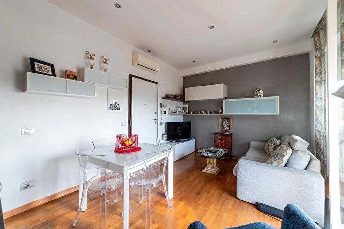 Appartamento bilocale in affitto in Via Domenico Maria Manni, Firenze