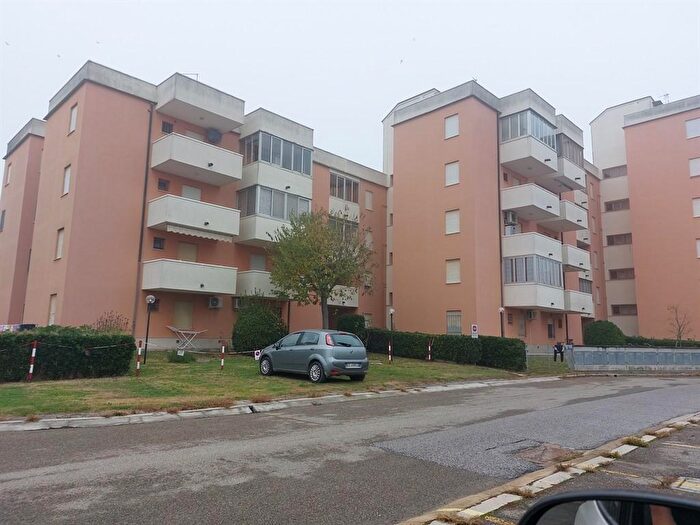 Appartamento trilocale in vendita in Ravenna