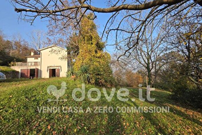 Casa con 5 locali in vendita in Loc Foltran Snc, Tarzo