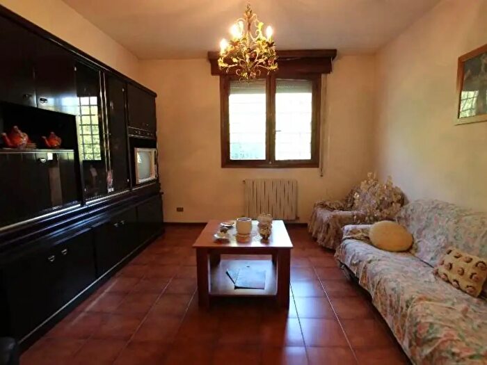 Casa con 6 locali in vendita in Via Aldo Moro, Calderara Di Reno