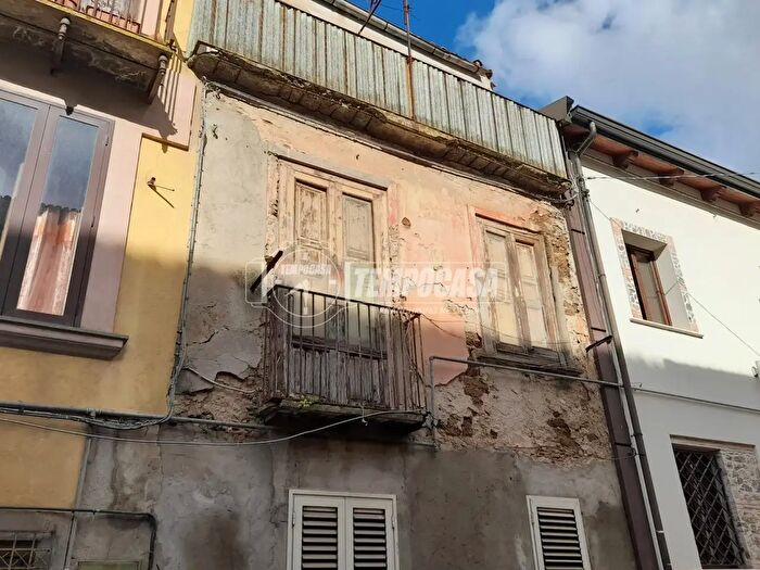 Appartamento trilocale in vendita in Via Giovan Battista Vinci, Vibo Valentia