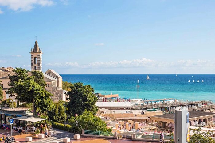 Appartamento con 5 locali in vendita in Corso Italia, Genova