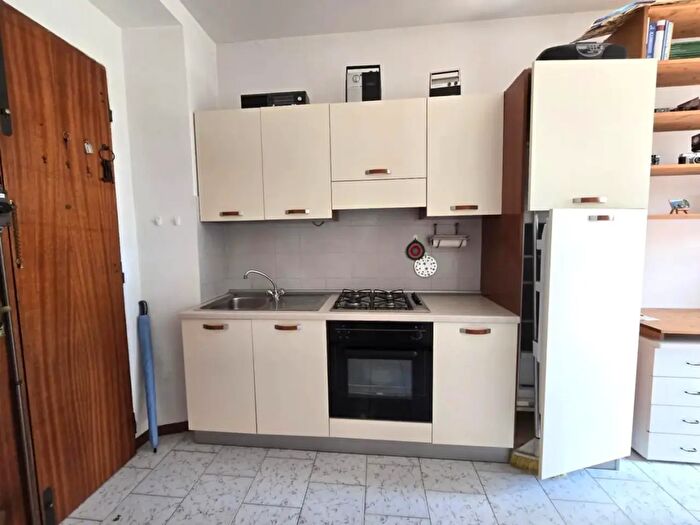 Appartamento trilocale in vendita in Colle Di Val DElsa