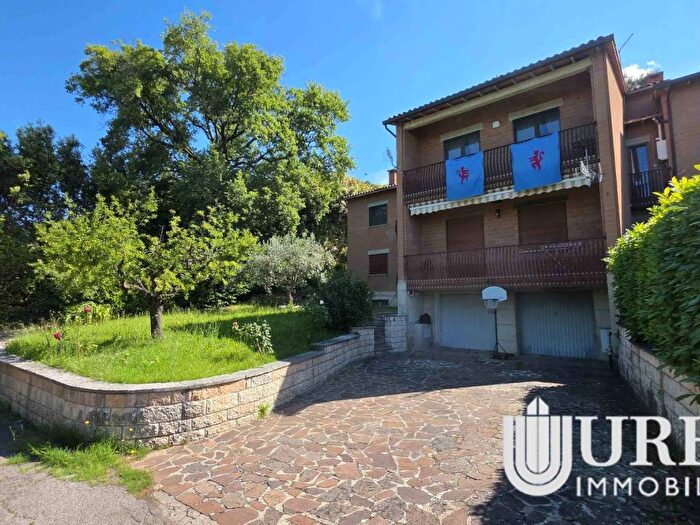 Appartamento quadrilocale in affitto in Via Fontemaggio, Zona Nuova, Assisi