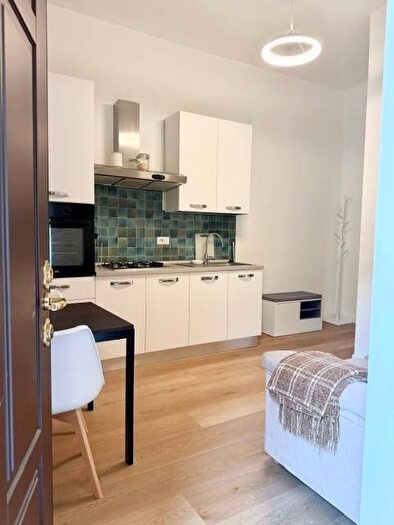 Appartamento bilocale in affitto in Via Costanza, Washington, Milano