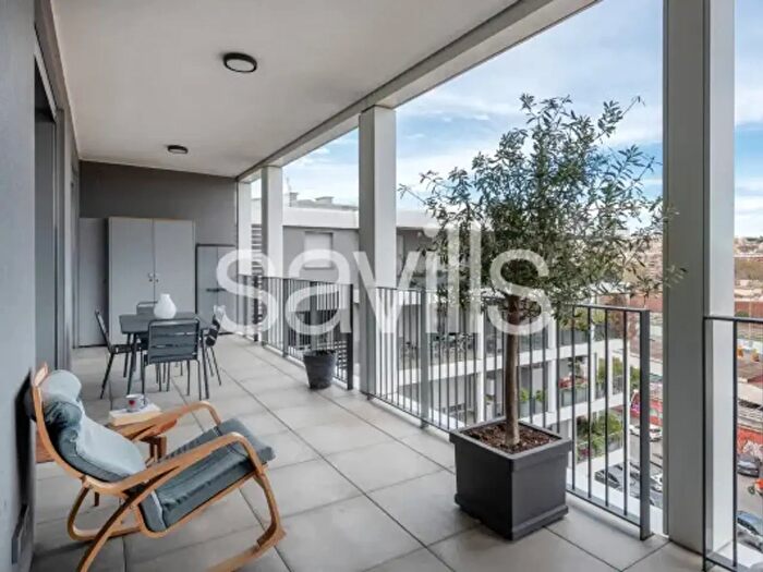 Appartamento trilocale in vendita in Via del Porto Fluviale, Roma