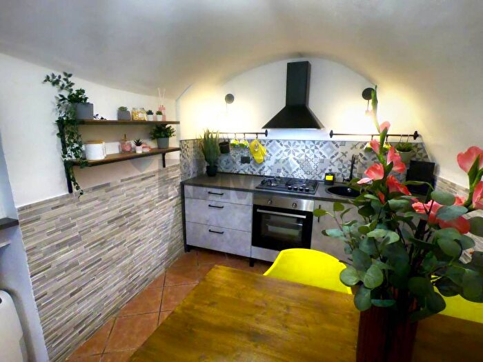 Casa trilocale in affitto in Salita San Nicola, Ibla, Ragusa