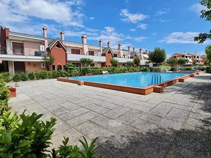 Appartamento trilocale in vendita in Cavallino Treporti