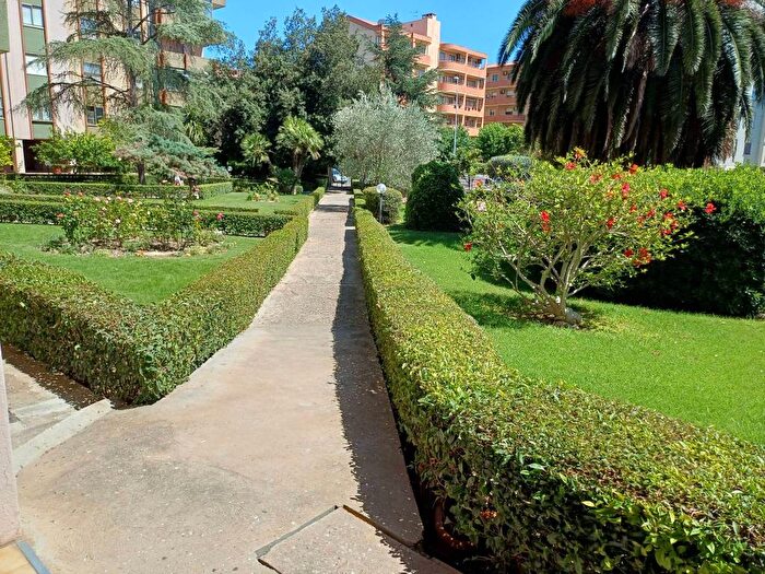 Appartamento con 5 locali in affitto in Via Giotto di Bondone, Mulinu Becciu, Cagliari