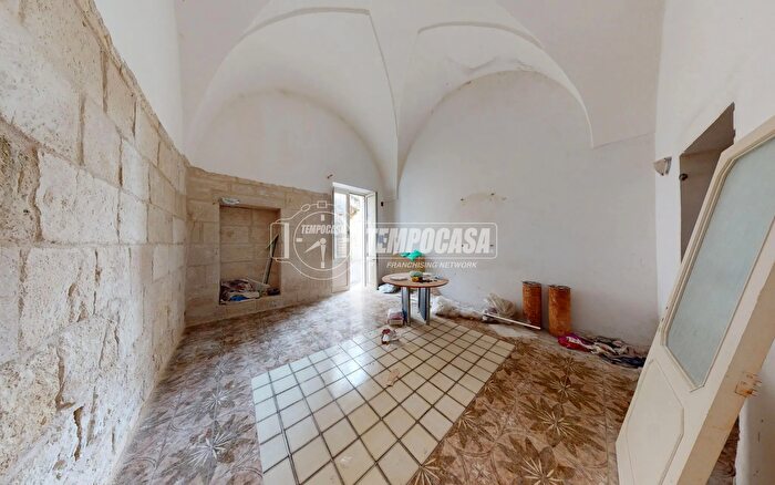 Casa trilocale in vendita in Via Giannotta, Maglie