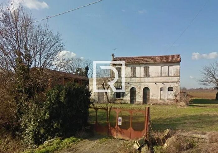 Casa trilocale in vendita in Forli