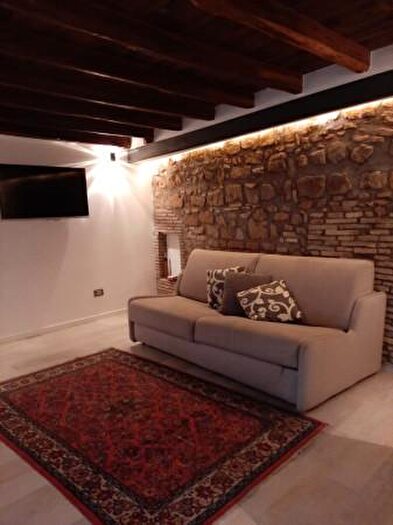 Appartamento monolocale in vendita in Largo del Pallaro, Roma