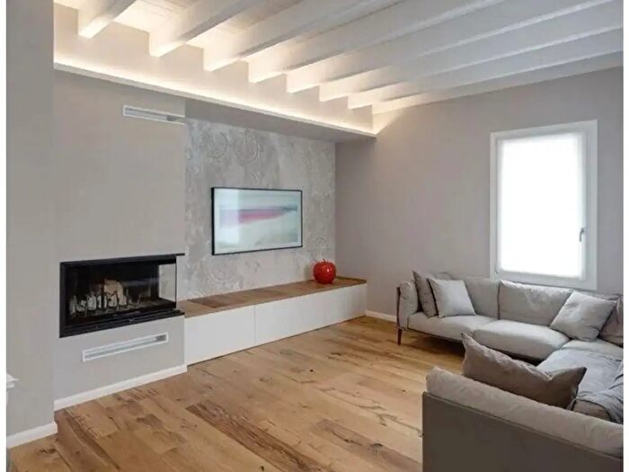 Appartamento trilocale in vendita in Padre Reginaldo Giuliani, Lissone
